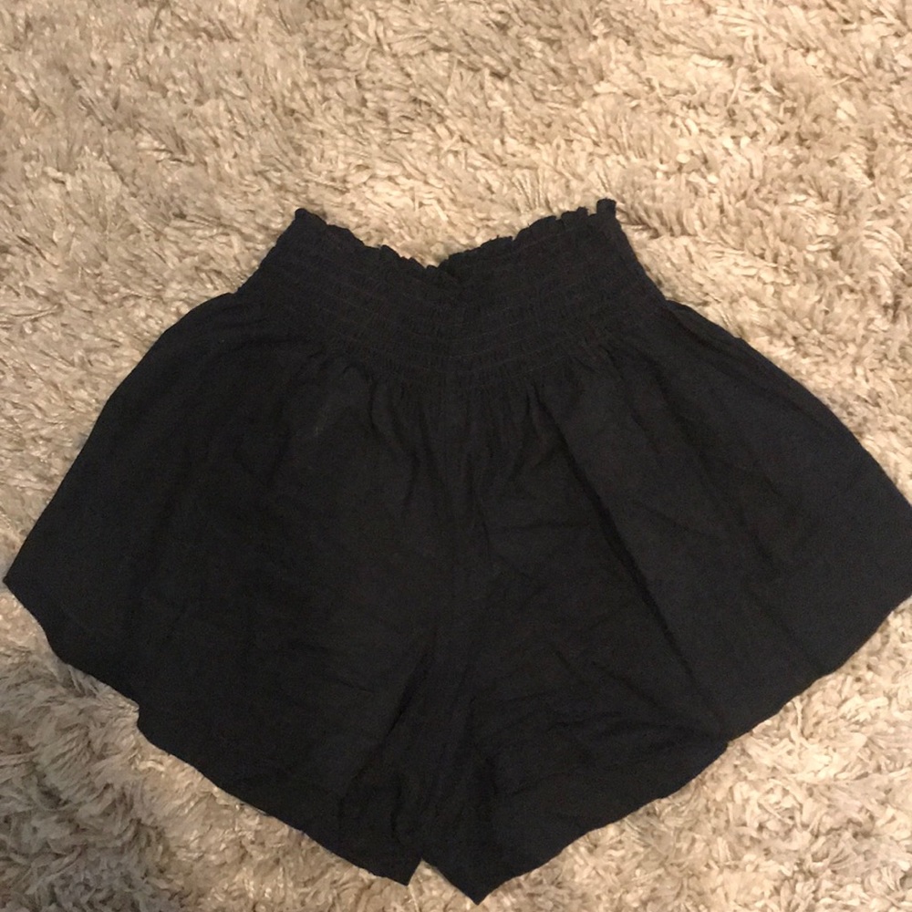 Brandy Melville Ross Shorts